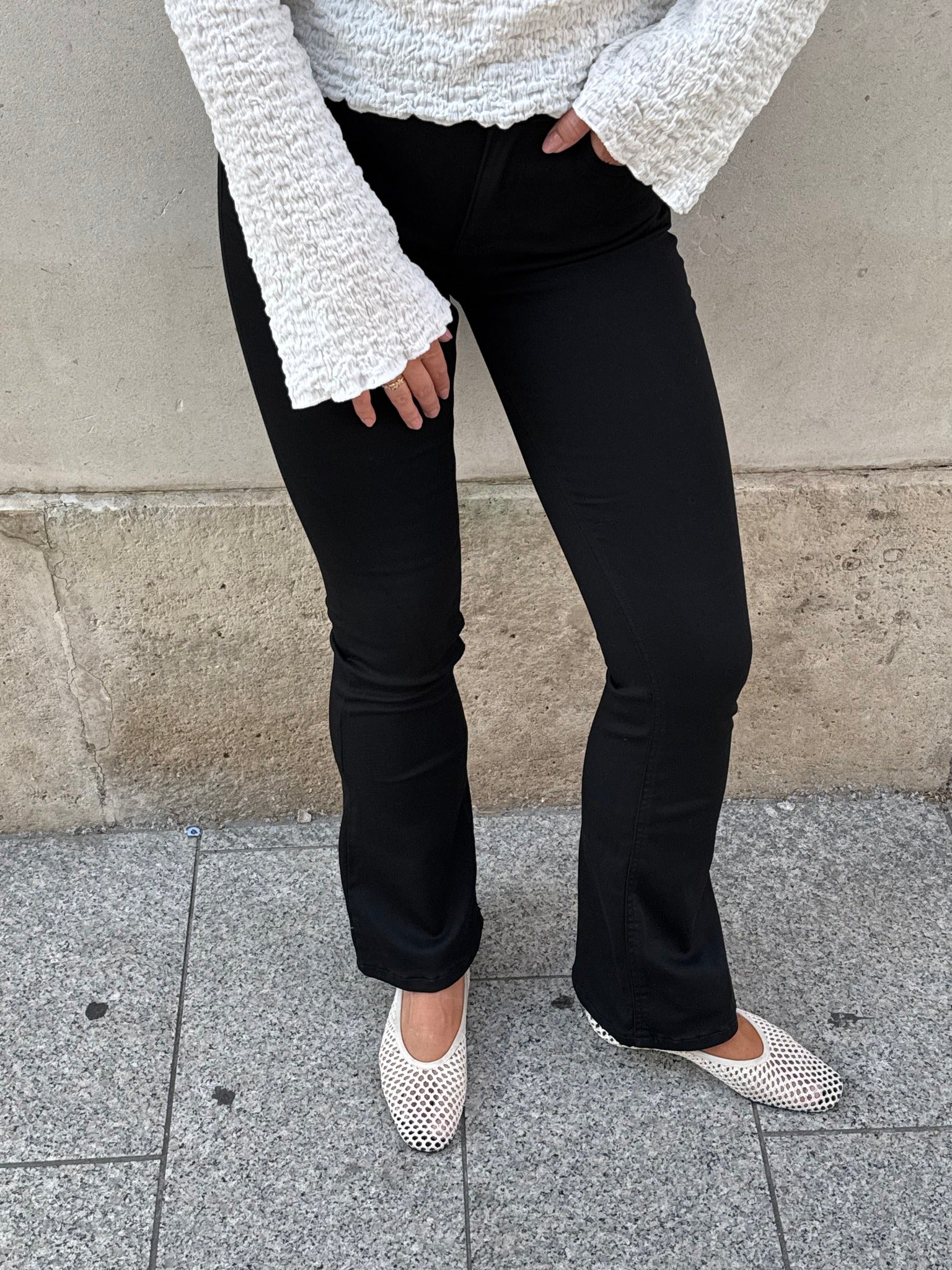 VMFLASH Flared Jeans - Black